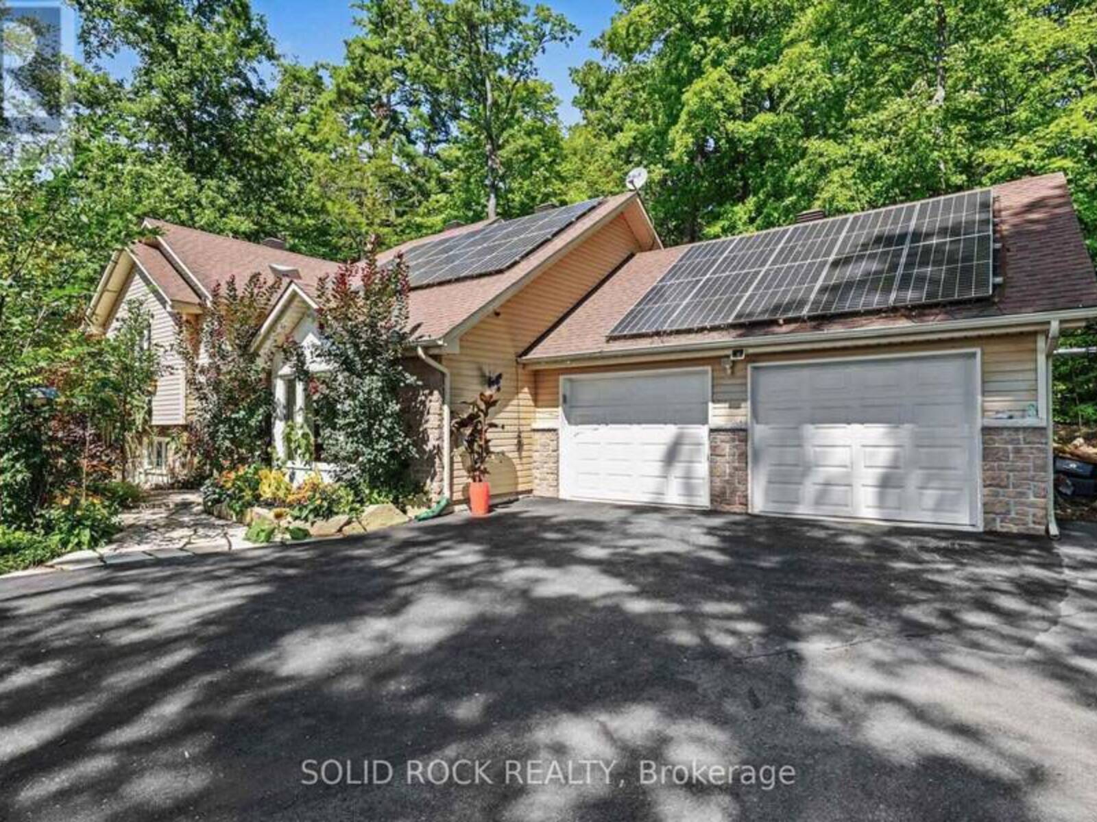 712 FLAT RAPIDS ROAD, Arnprior, Ontario K7S 3G8