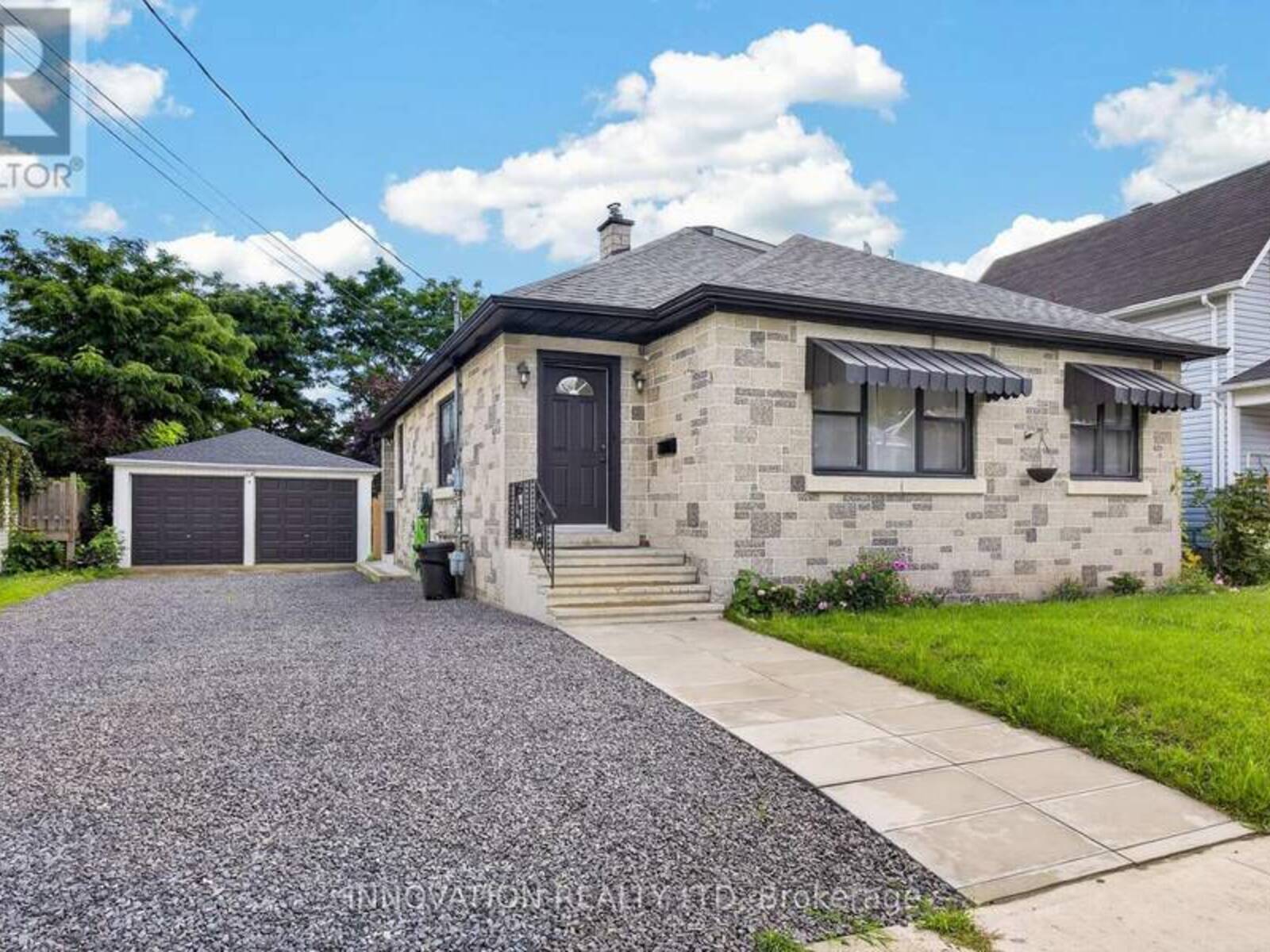 5 MERRICK STREET, Smiths Falls, Ontario K7A 4R2