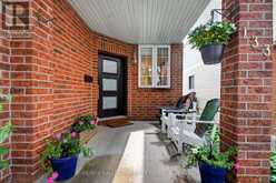133 FAIRLOP WAY | Ottawa Ontario | Slide Image Two