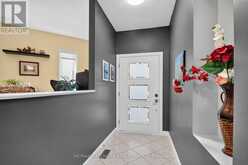 133 FAIRLOP WAY | Ottawa Ontario | Slide Image Three