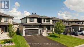 340 MOONLIGHT DRIVE | Russell Ontario | Slide Image Thirty-seven