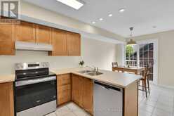 64 MAYFLOWER PRIVATE | Ottawa Ontario | Slide Image Nineteen