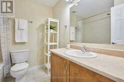 64 MAYFLOWER PRIVATE | Ottawa Ontario | Slide Image Thirty-four