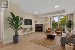 64 MAYFLOWER PRIVATE | Ottawa Ontario | Slide Image Nine