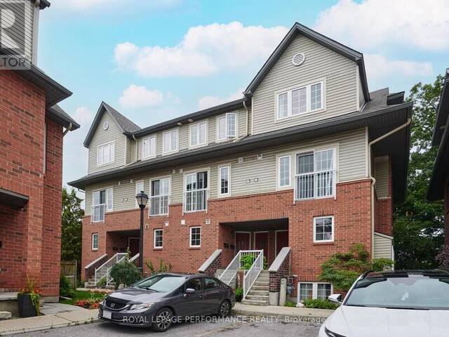 64 MAYFLOWER PRIVATE Ottawa Ontario, K2B 0A2 - 2 Bedrooms Condo For Sale