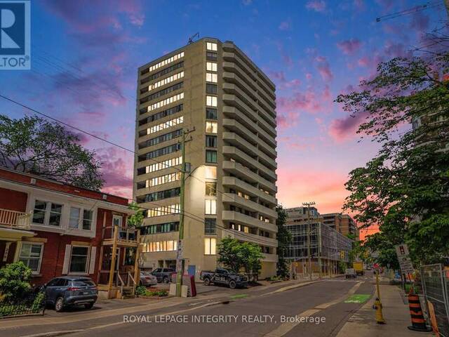 102 - 200 BAY STREET S Ottawa Ontario, K1R 7W8 - 1 Bedroom Condo For Sale