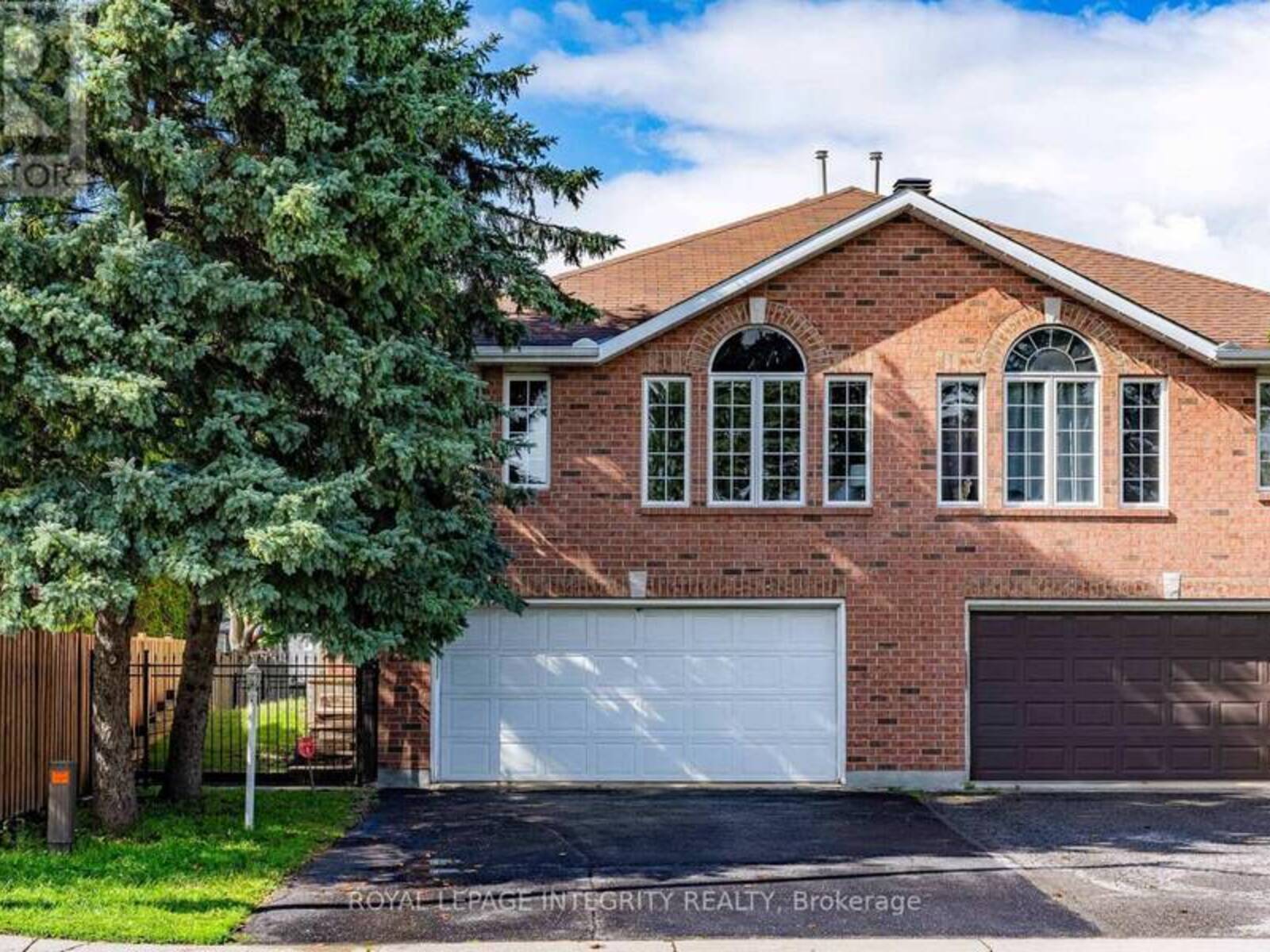 133 MOUNTSHANNON DRIVE, Ottawa, Ontario K2J 4M5