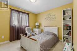 9 BLACKSHIRE CIRCLE | Ottawa Ontario | Slide Image Thirty