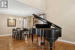 9 BLACKSHIRE CIRCLE | Ottawa Ontario | Slide Image Seven