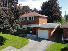 957 WINNINGTON AVENUE | Ottawa Ontario | Slide Image Four