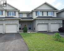 92 BELLWOOD DRIVE | Arnprior Ontario | Slide Image Three