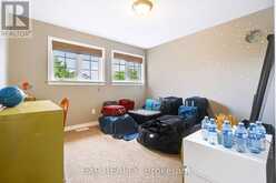 513 EGRET WAY W | Ottawa Ontario | Slide Image Thirty-six