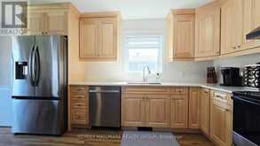 221 CASTLEFRANK ROAD | Ottawa Ontario | Slide Image Eight