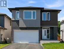 730 KIRKHAM CRESCENT | Ottawa Ontario | Slide Image Two