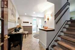 1131 CAMEO DRIVE | Ottawa Ontario | Slide Image Ten