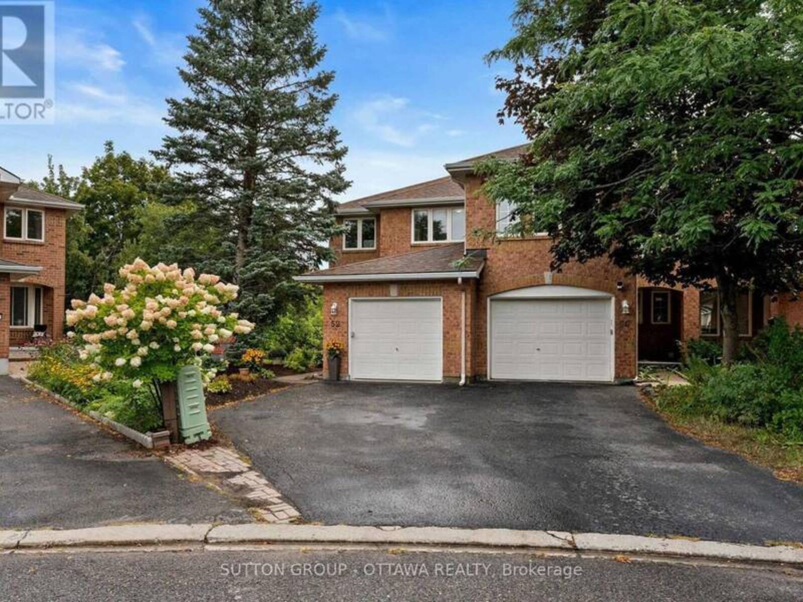 52 WINDCREST COURT, Ottawa, Ontario K2T 1B5