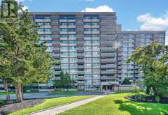 PH8 - 555 BRITTANY DRIVE | Ottawa Ontario | Slide Image One