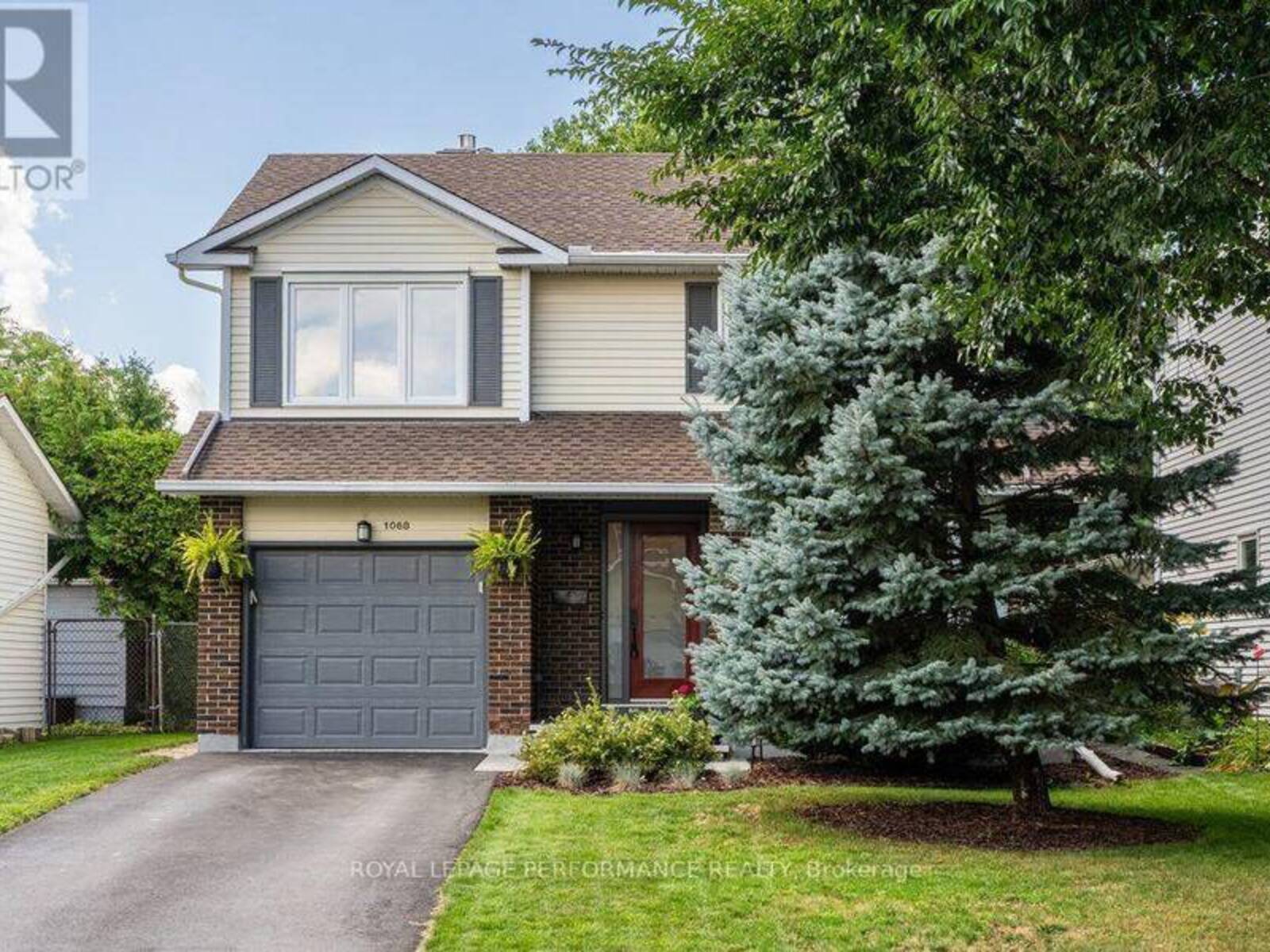 1068 ST GERMAIN CRESCENT, Ottawa, Ontario K1C 2L8