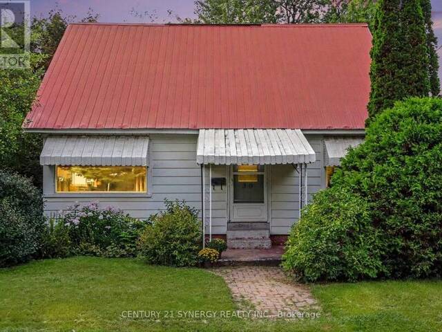 30 JAMES STREET Smiths Falls Ontario, K7A 1X1 - 3 Bedrooms Home For Sale