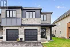 689 TALIESIN CRESCENT E | Ottawa Ontario | Slide Image One