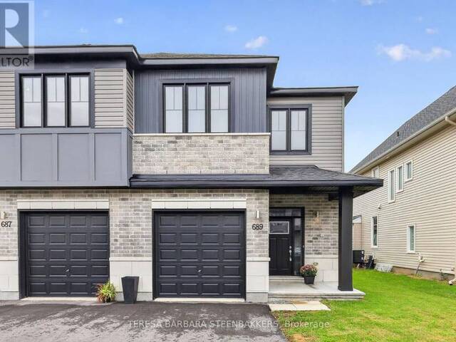 689 TALIESIN CRESCENT E Ottawa Ontario, K2S 2W5 - 3 Bedrooms Home For Sale