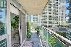 813 - 155 LEGION ROAD N | Toronto Ontario | Slide Image Thirty-one
