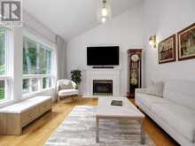 39 KYLE AVENUE | Ottawa Ontario | Slide Image Fourteen