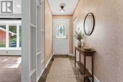 19 ELLERY CRESCENT | Bells Corners Ontario | Slide Image Four