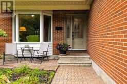 6068 RIDGELEA PLACE | Ottawa Ontario | Slide Image Three