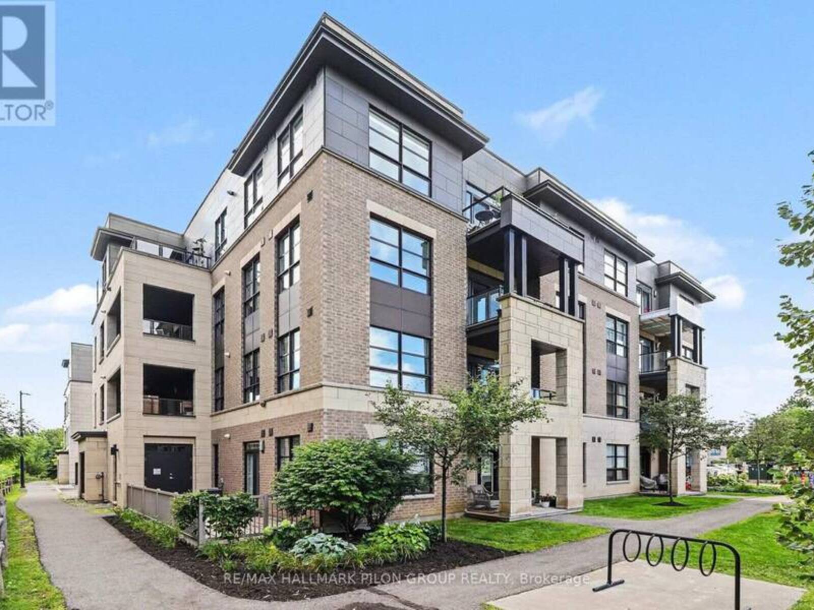 301 - 230 TITANIUM PRIVATE, Ottawa, Ontario K1C 0C1