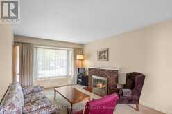 528 BROWNING AVENUE | Ottawa Ontario | Slide Image Nine