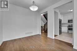207 QUARTER HORSE STREET | Ottawa Ontario | Slide Image Ten