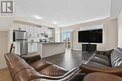 576 PROMINENCE WAY | Ottawa Ontario | Slide Image Five