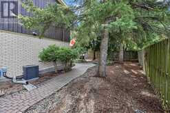 28 MONTEREY DRIVE | Ottawa Ontario | Slide Image Twenty-seven