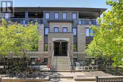 130A LINDENSHADE DRIVE | Ottawa Ontario | Slide Image Two