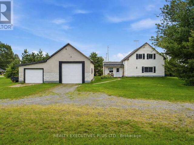 3705 CHAMPLAIN STREET E Clarence-Rockland Ontario, K0A 1E0 - 2 Bedrooms Home For Sale