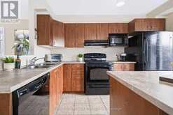 312 GALSTON PRIVATE | Ottawa Ontario | Slide Image Thirteen
