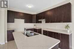 240 SWEETVALLEY DRIVE | Ottawa Ontario | Slide Image Ten