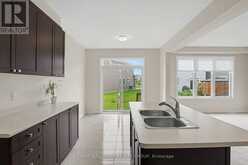 240 SWEETVALLEY DRIVE | Ottawa Ontario | Slide Image Nine