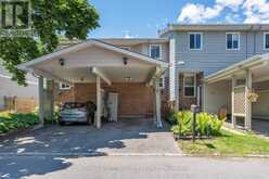 16 STAMFORD PRIVATE | Ottawa Ontario | Slide Image One