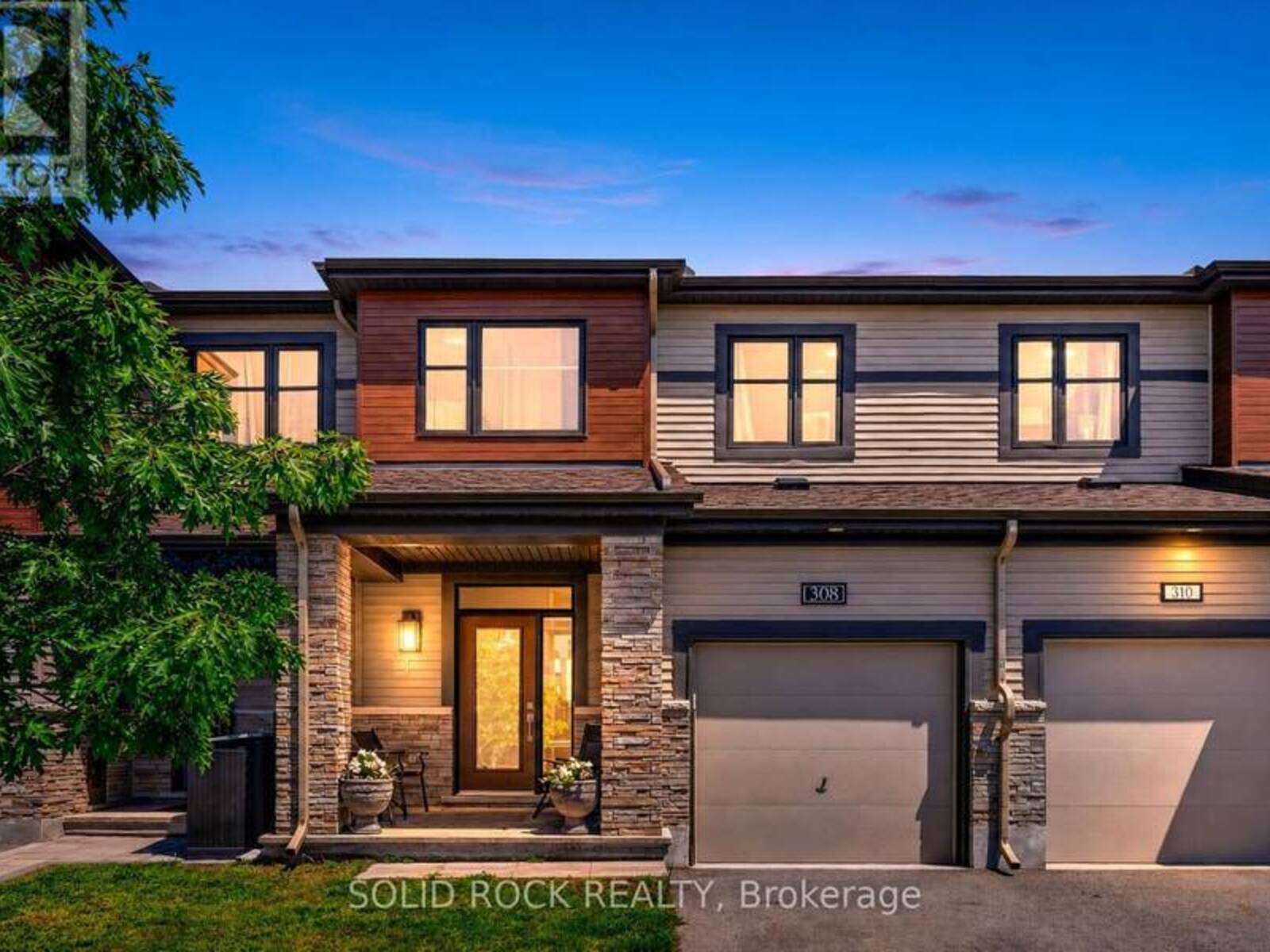 308 DRUMLISH LANE, Ottawa, Ontario K2J 6Y1