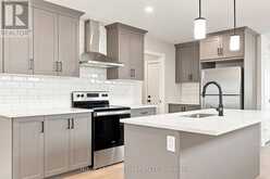 52 WHITCOMB CRESCENT | Smiths Falls Ontario | Slide Image Ten