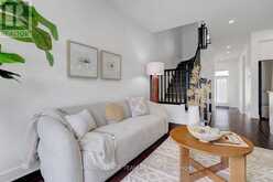822 CHIPPING CIRCLE | Ottawa Ontario | Slide Image Eleven