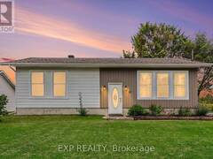 18 CENTRE STREET Clarence-Rockland Ontario, K0A 1E0
