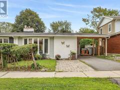 90 CHESTERTON DRIVE Ottawa Ontario, K2E 5T6