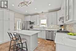 21 AVONMORE CRESCENT | Ottawa Ontario | Slide Image Thirteen