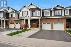 207 WILLOW ASTER CIRCLE | Ottawa Ontario | Slide Image Two