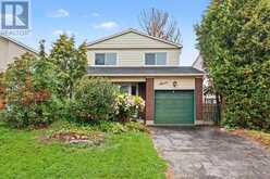 11 RIDING WAY | Ottawa Ontario | Slide Image Two