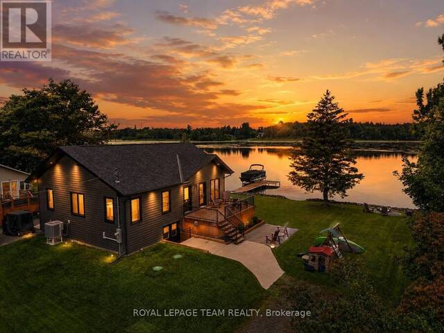 2815 GOLF COURSE LANE Kemptville Ontario, K0G 1J0 - 3 Bedrooms Waterfront Home For sale