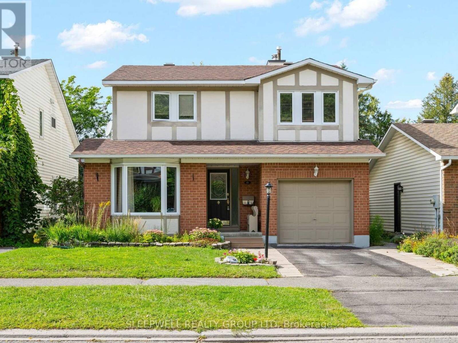 31 TAMBLYN CRESCENT, Ottawa, Ontario K2L 3A5